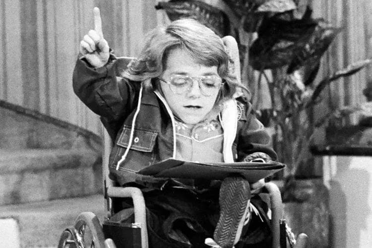 Melanie Watson: “Diff’rent Strokes”-ийн зураг авалтын үеэр тэргэнцэр ашиглах нь надад хамгийн хэцүү байсан