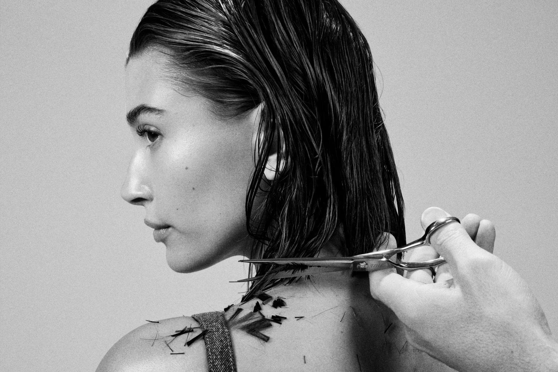 Хейли Биберийн шинэ богино үс