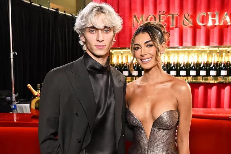 Жош Ричардс: Подкаст дууссан ч Бриянна ЛаПаллия миний амьдралын хамгийн дотно найз хэвээр