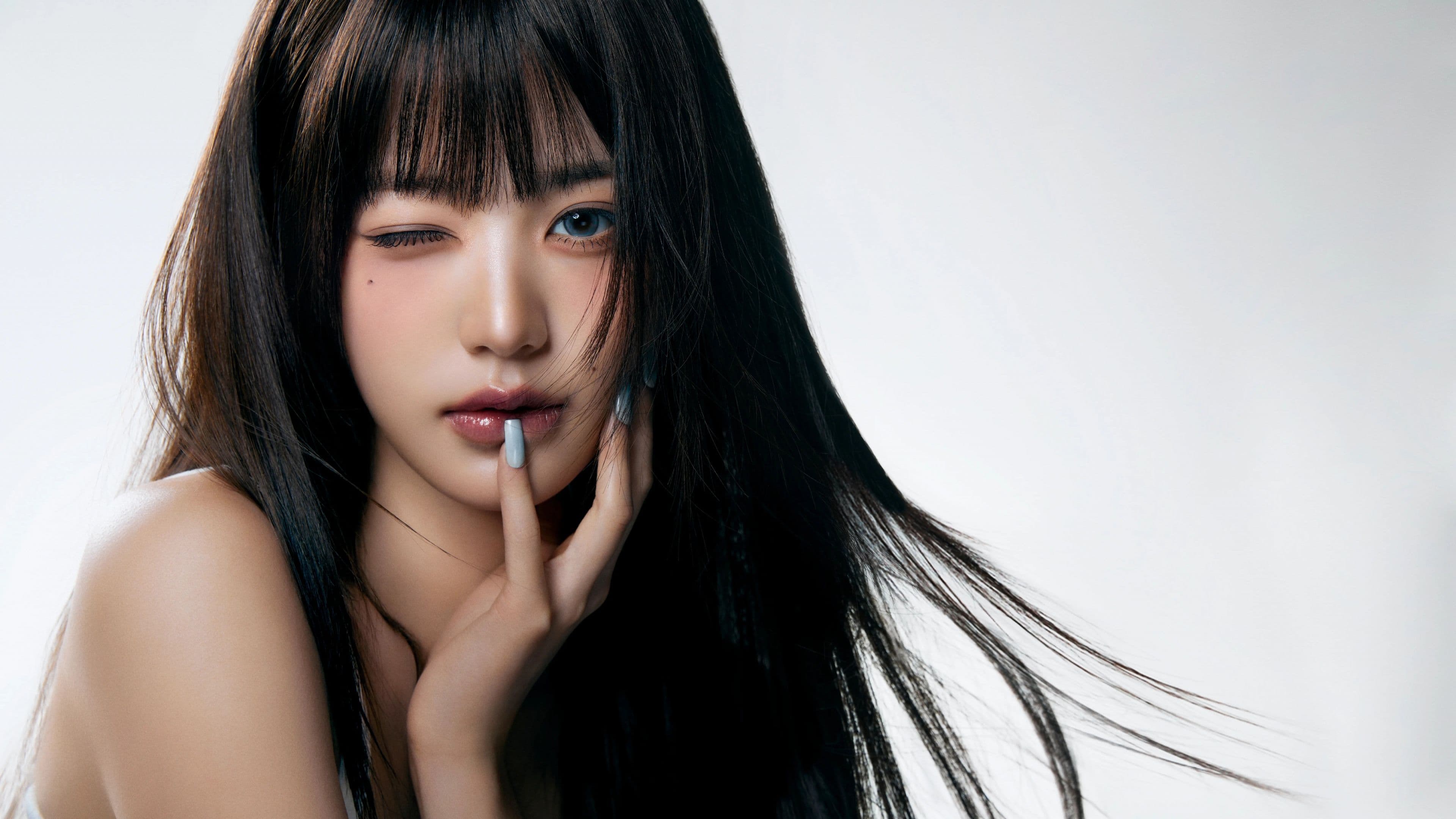 Жанг Вонёнг DICON-ийн Зул сарын ASMR тусгай контентод оролцлоо